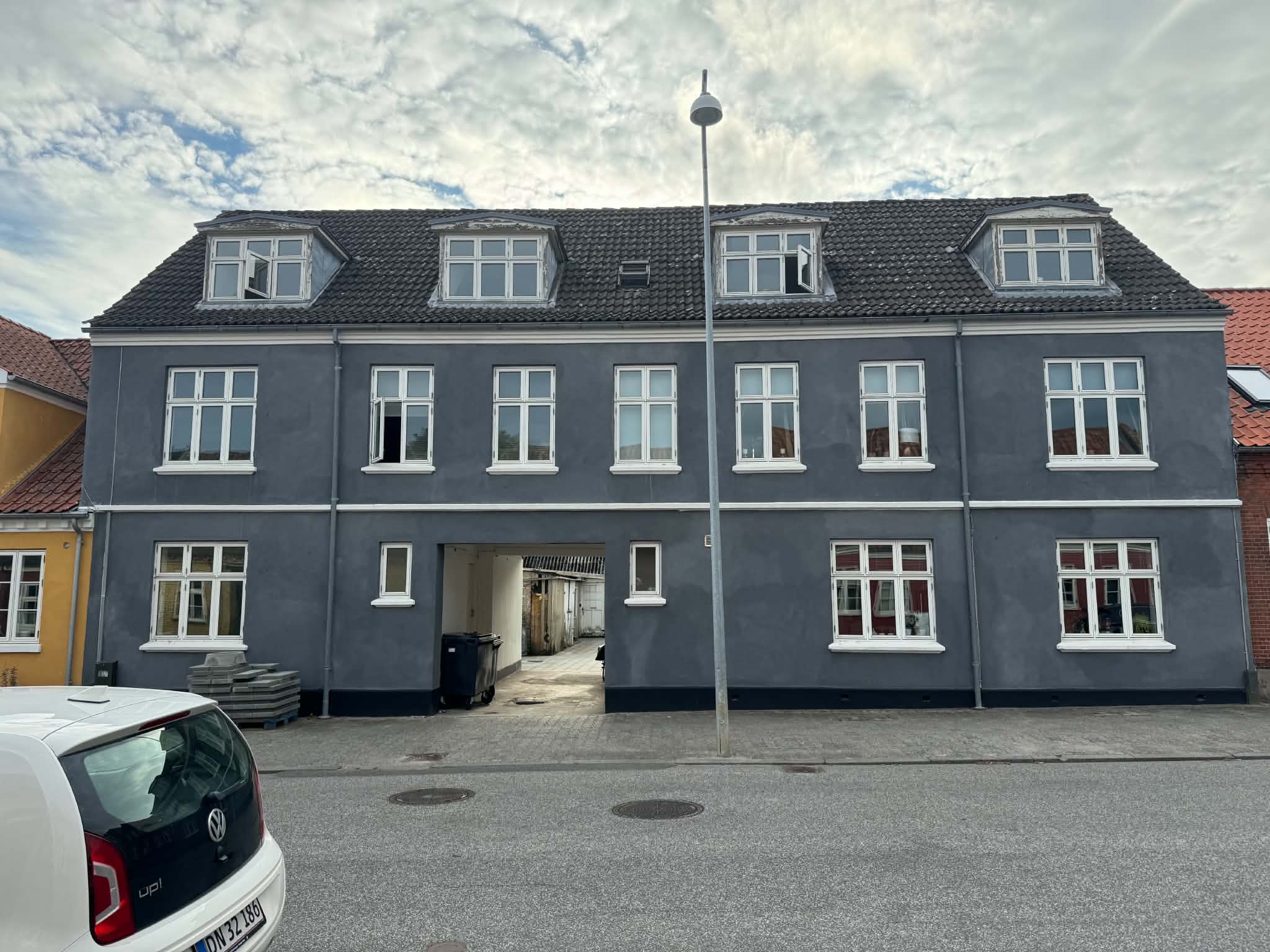 Dronningensgade 48